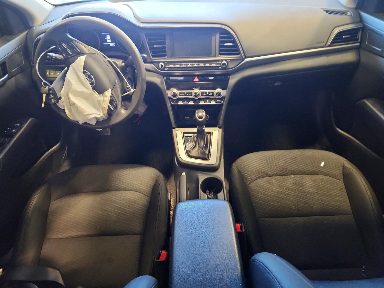 2020 HYUNDAI ELANTRA SEL photo 8