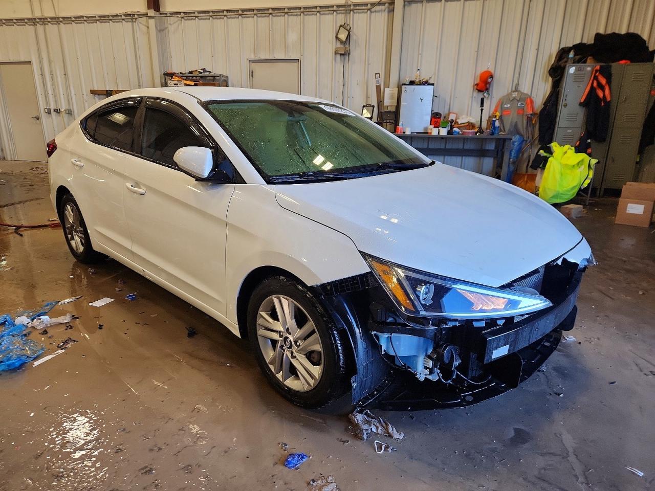 2020 HYUNDAI ELANTRA SEL photo 4