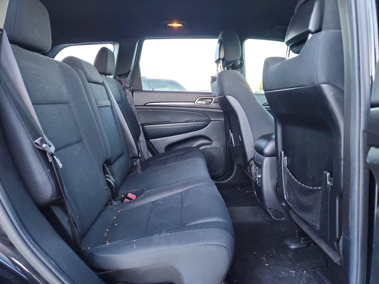2014 JEEP GRAND CHEROKEE LAREDO photo 11