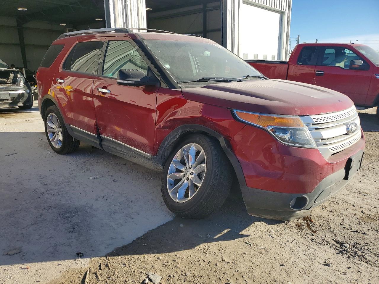 2013 FORD EXPLORER XLT photo 4