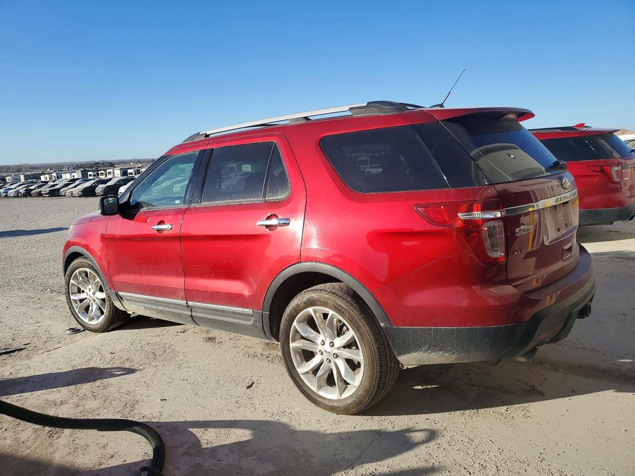 2013 FORD EXPLORER XLT photo 2