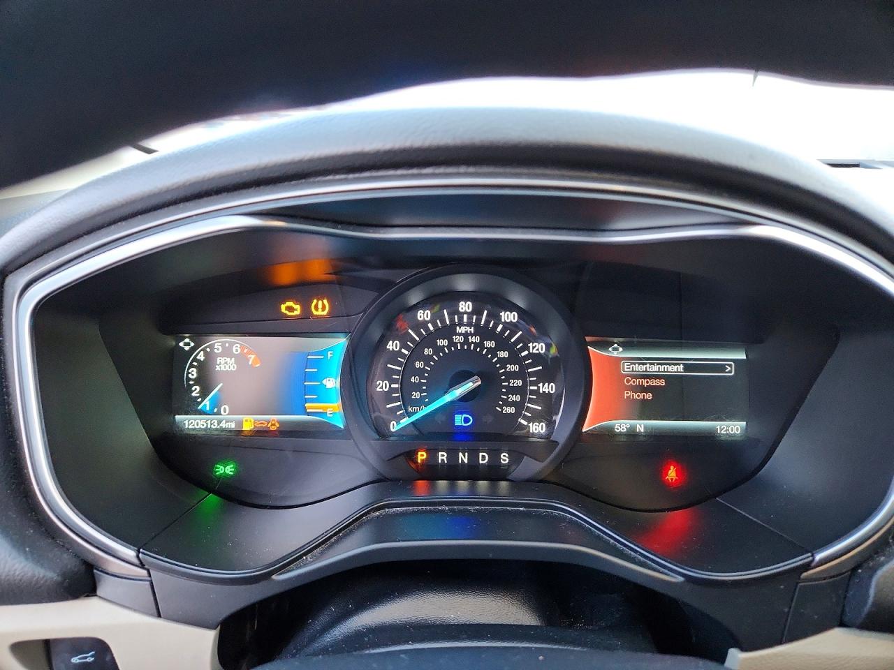 2019 FORD FUSION SE photo 9