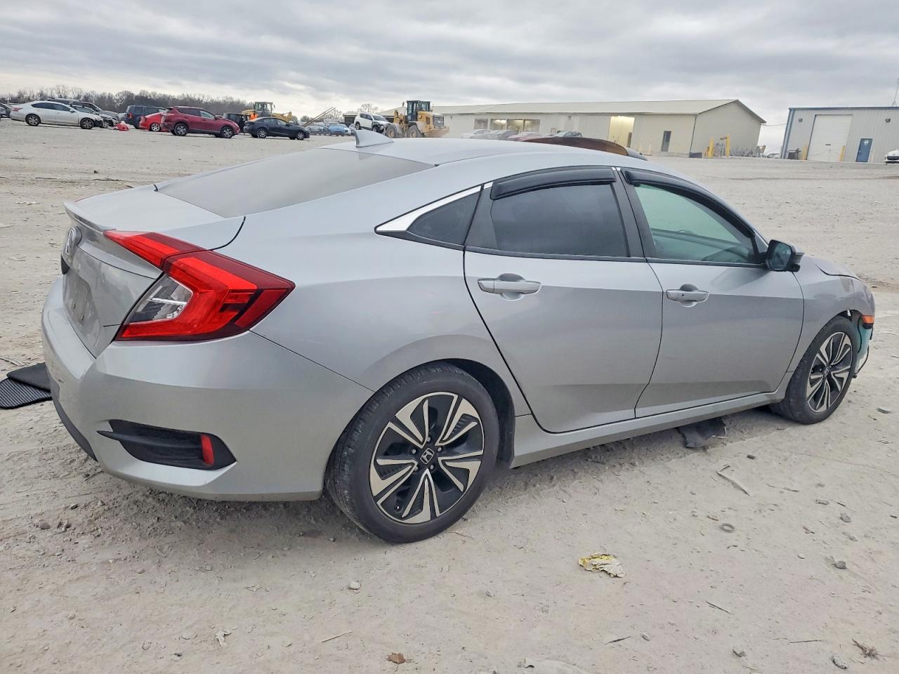 2016 HONDA CIVIC EX photo 3