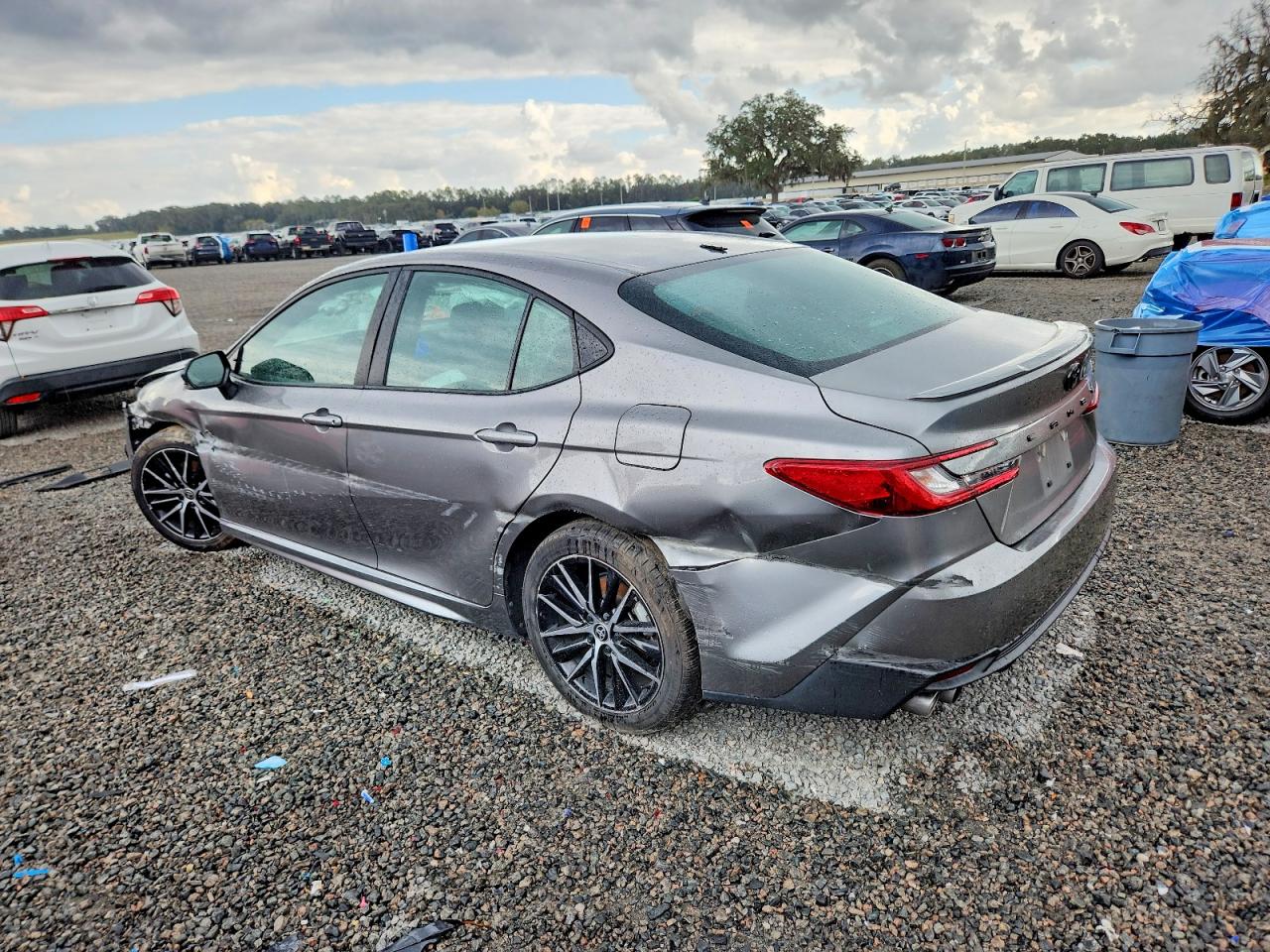 2025 TOYOTA CAMRY XSE photo 2