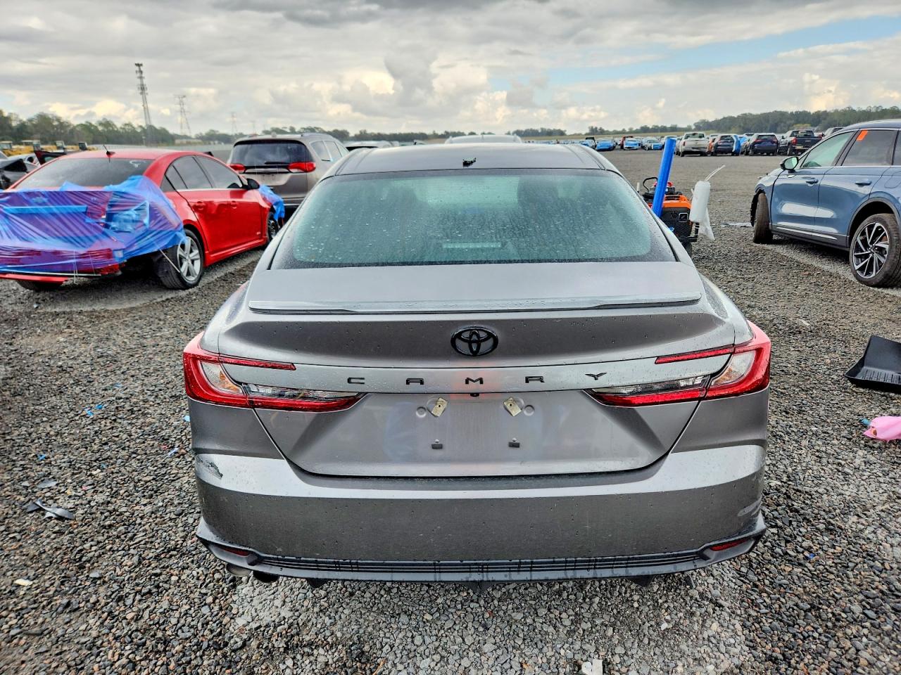 2025 TOYOTA CAMRY XSE photo 6
