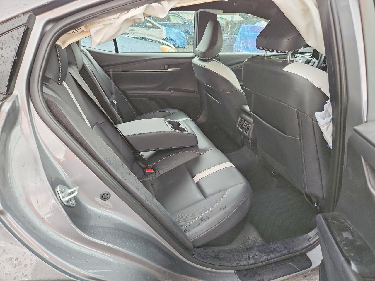 2025 TOYOTA CAMRY XSE photo 10