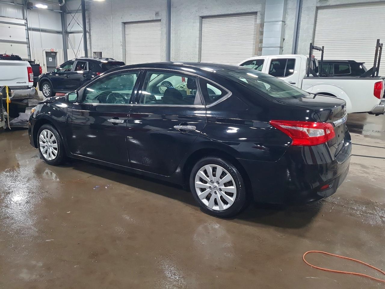 2019 NISSAN SENTRA S photo 2