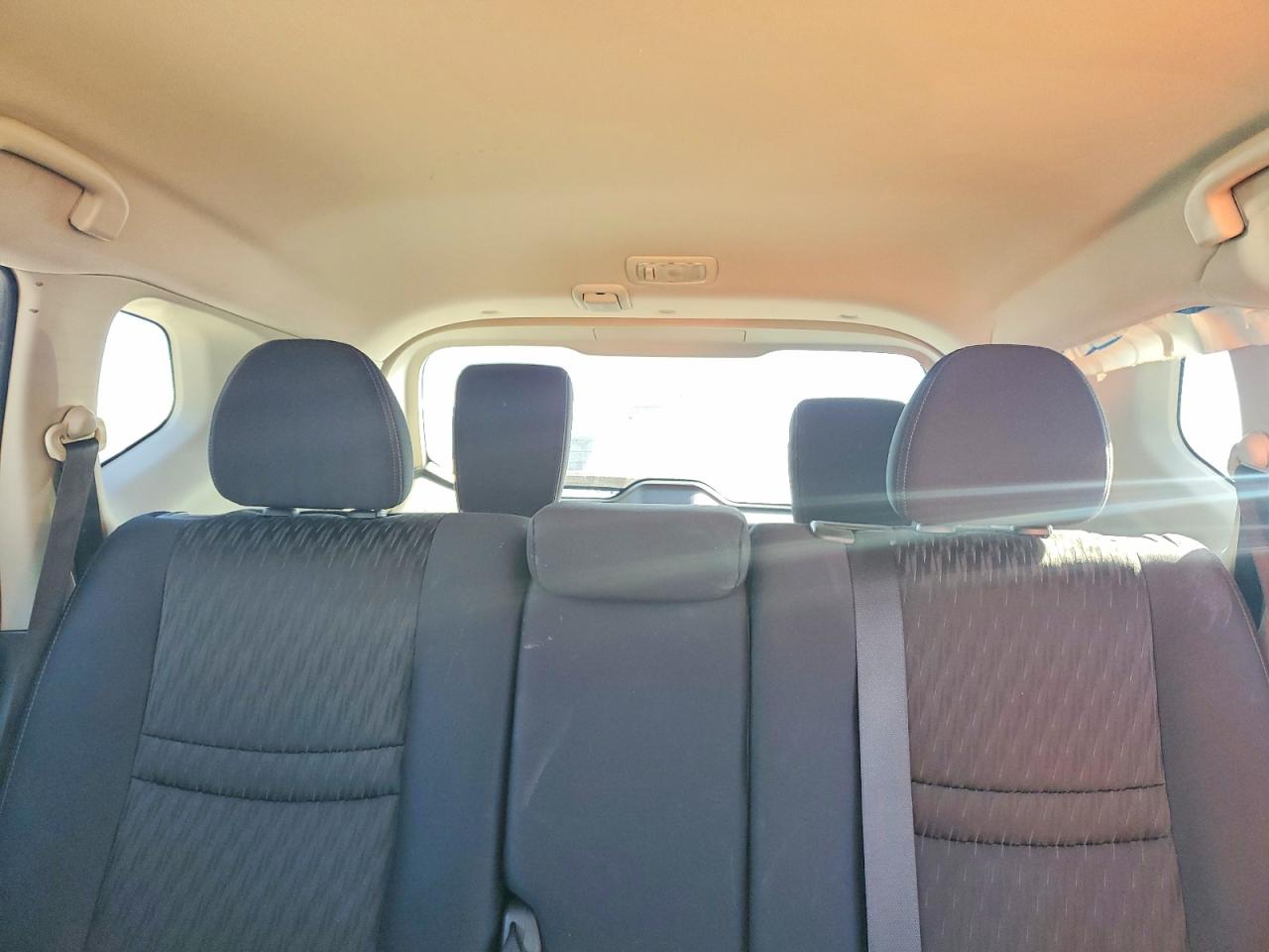 2017 NISSAN ROGUE SV photo 10