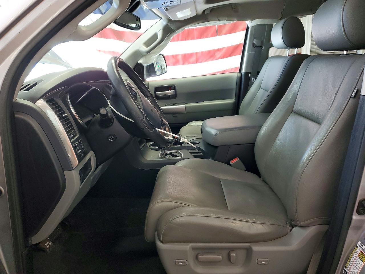 2019 TOYOTA SEQUOIA LIMITED photo 7