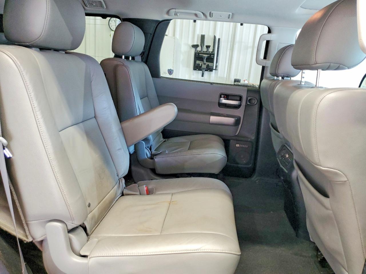 2019 TOYOTA SEQUOIA LIMITED photo 11