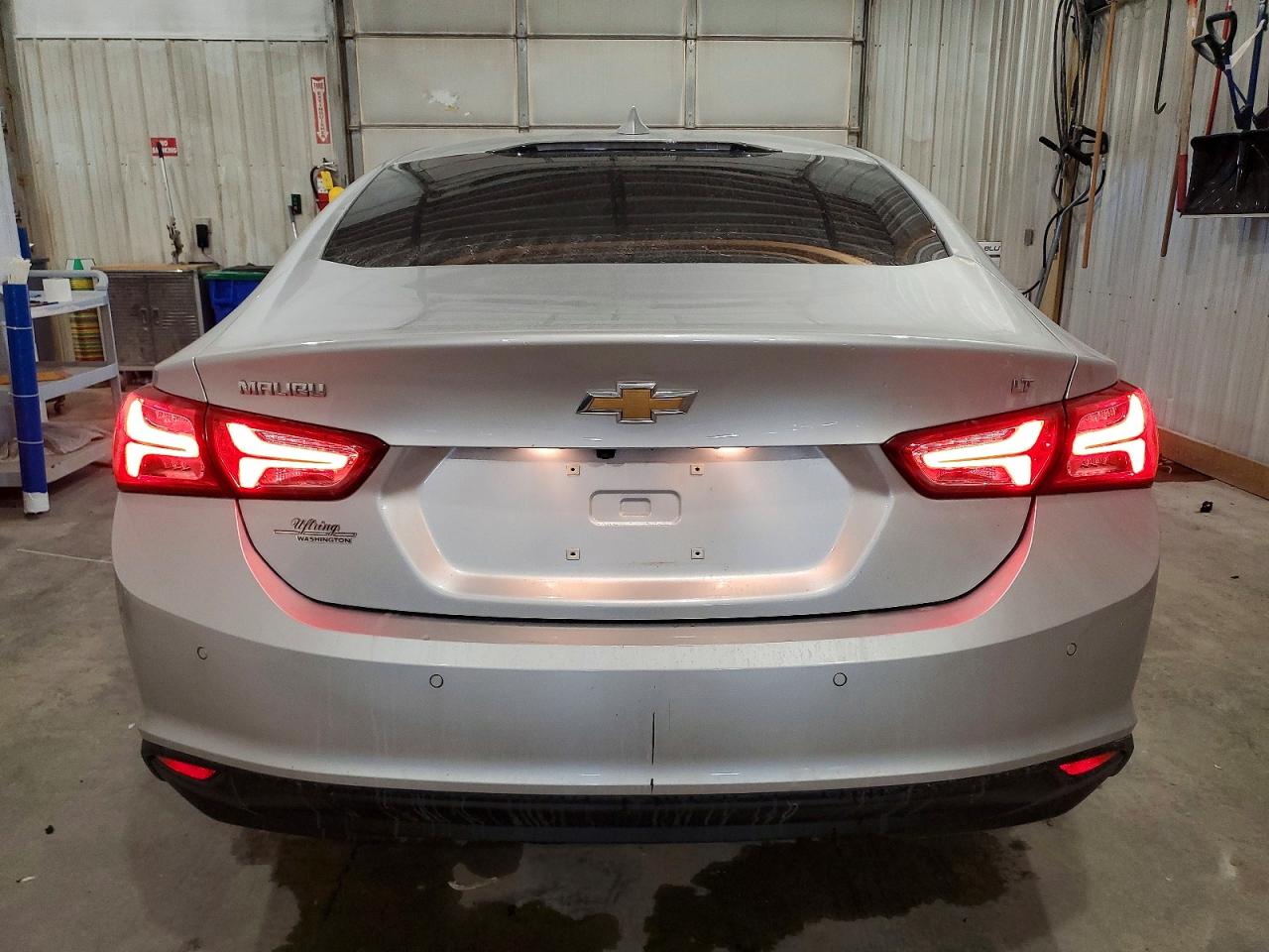 2021 CHEVROLET MALIBU LT photo 6