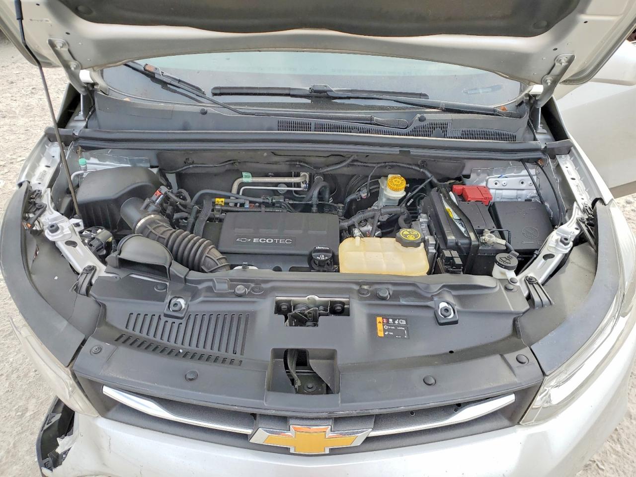 2017 CHEVROLET TRAX 1LT photo 12