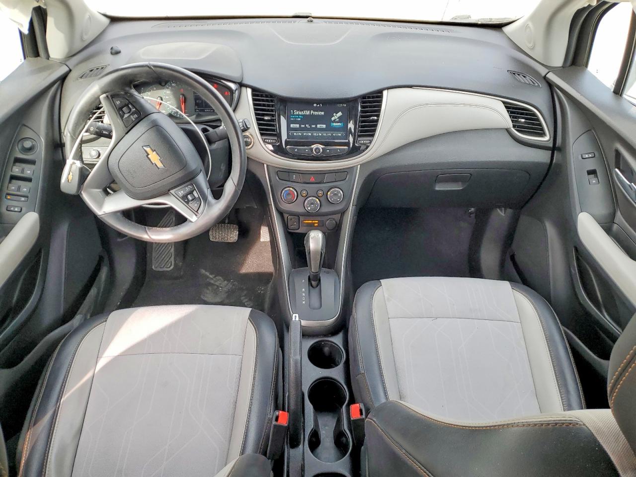 2017 CHEVROLET TRAX 1LT photo 8