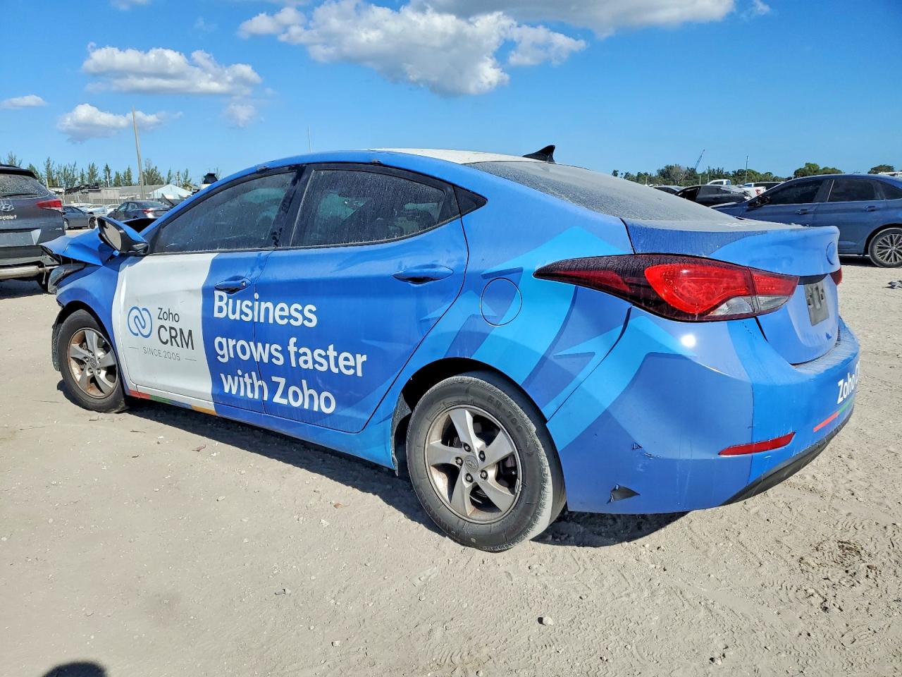 2015 HYUNDAI ELANTRA SE photo 2