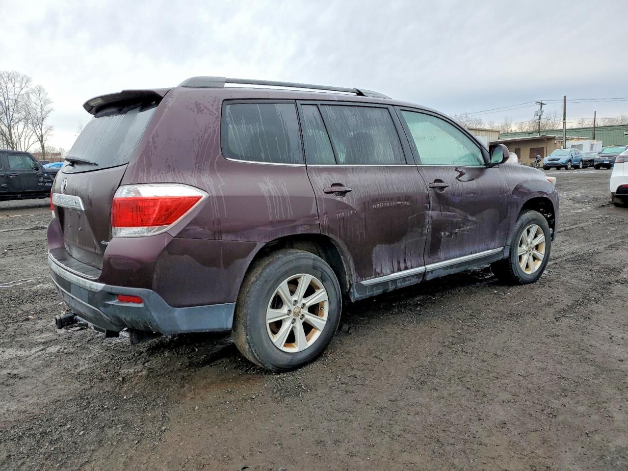 2013 TOYOTA HIGHLANDER BASE photo 3