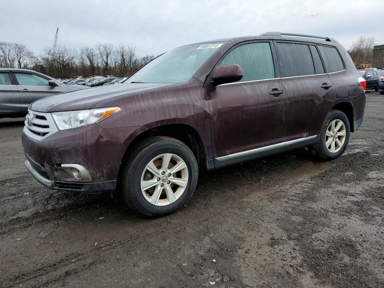 2013 TOYOTA HIGHLANDER