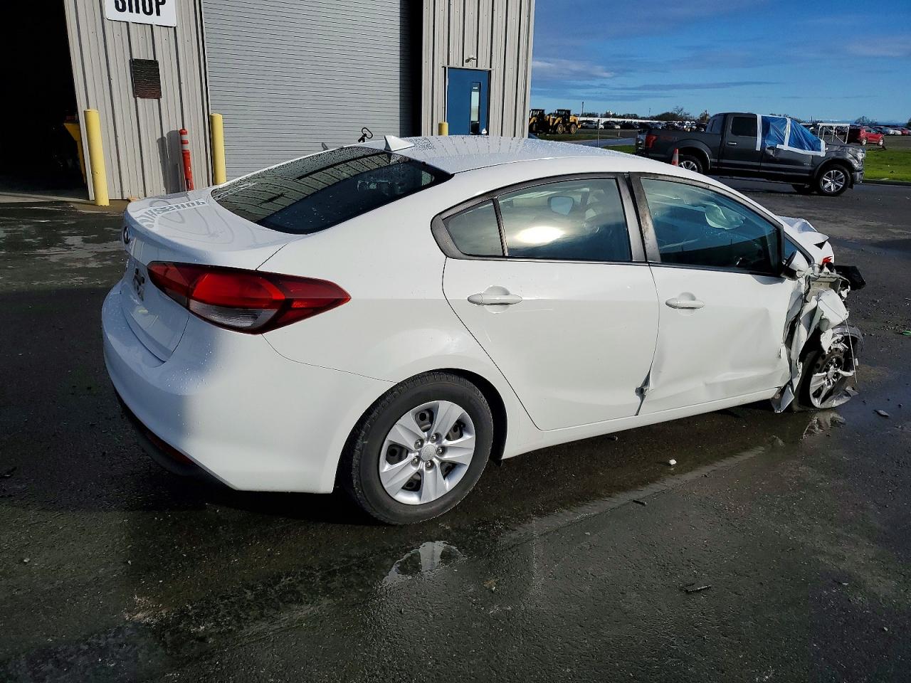 2018 KIA FORTE LX photo 3