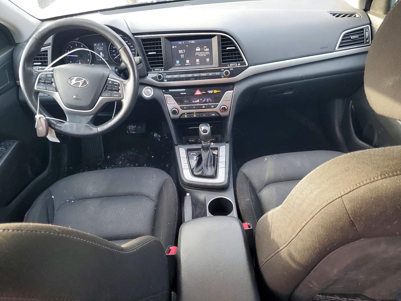 2017 HYUNDAI ELANTRA SE photo 8