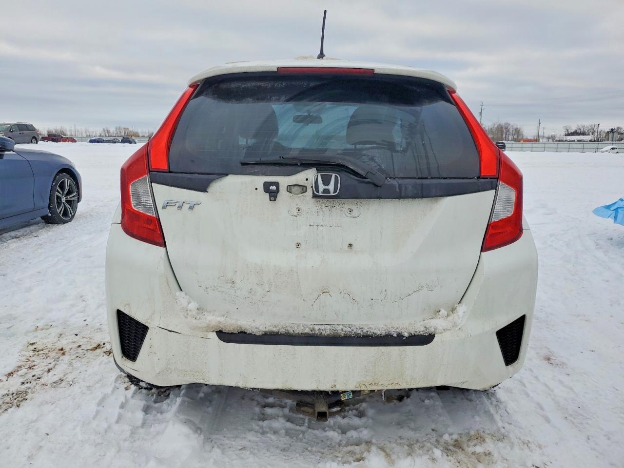 2015 HONDA FIT LX photo 6