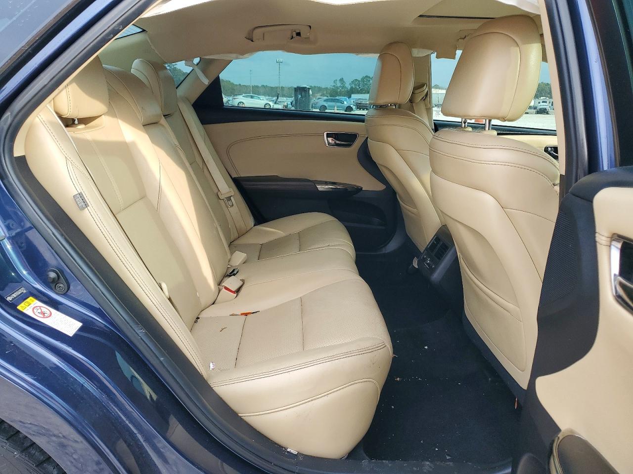 2016 TOYOTA AVALON LIMITED photo 10