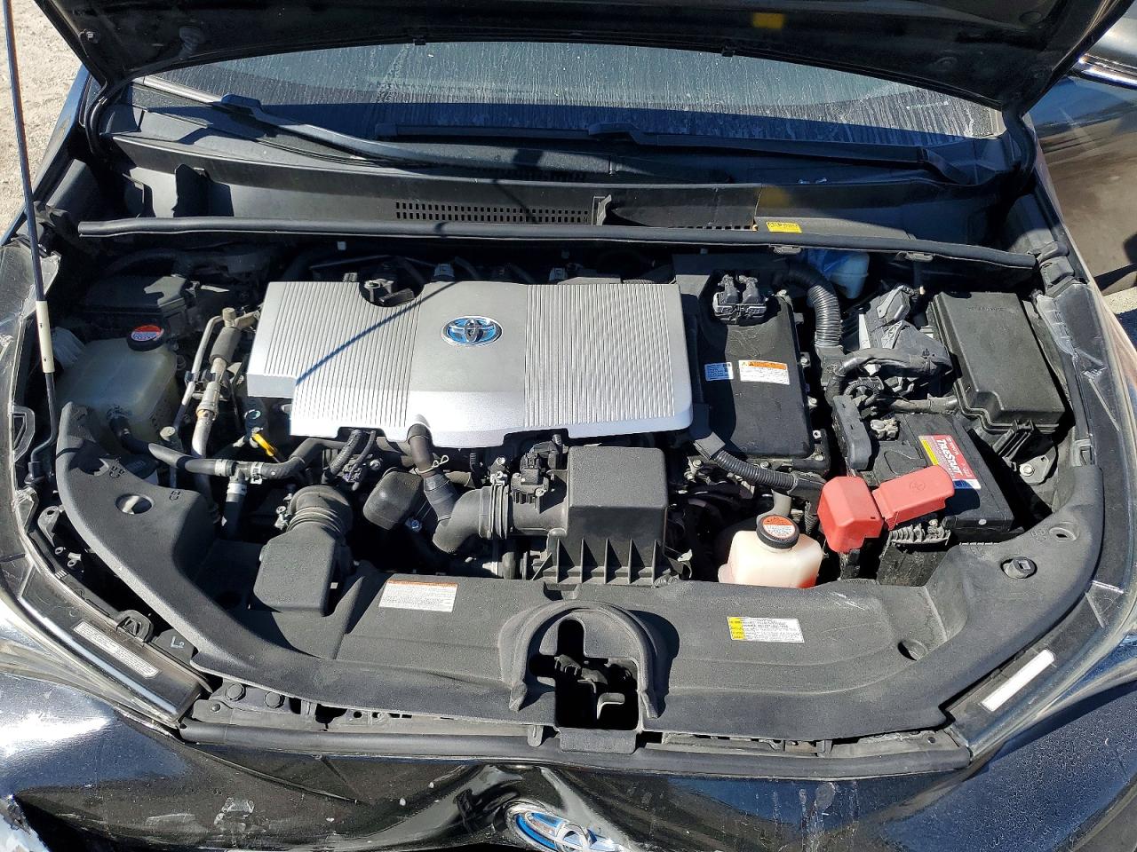 2016 TOYOTA PRIUS photo 11