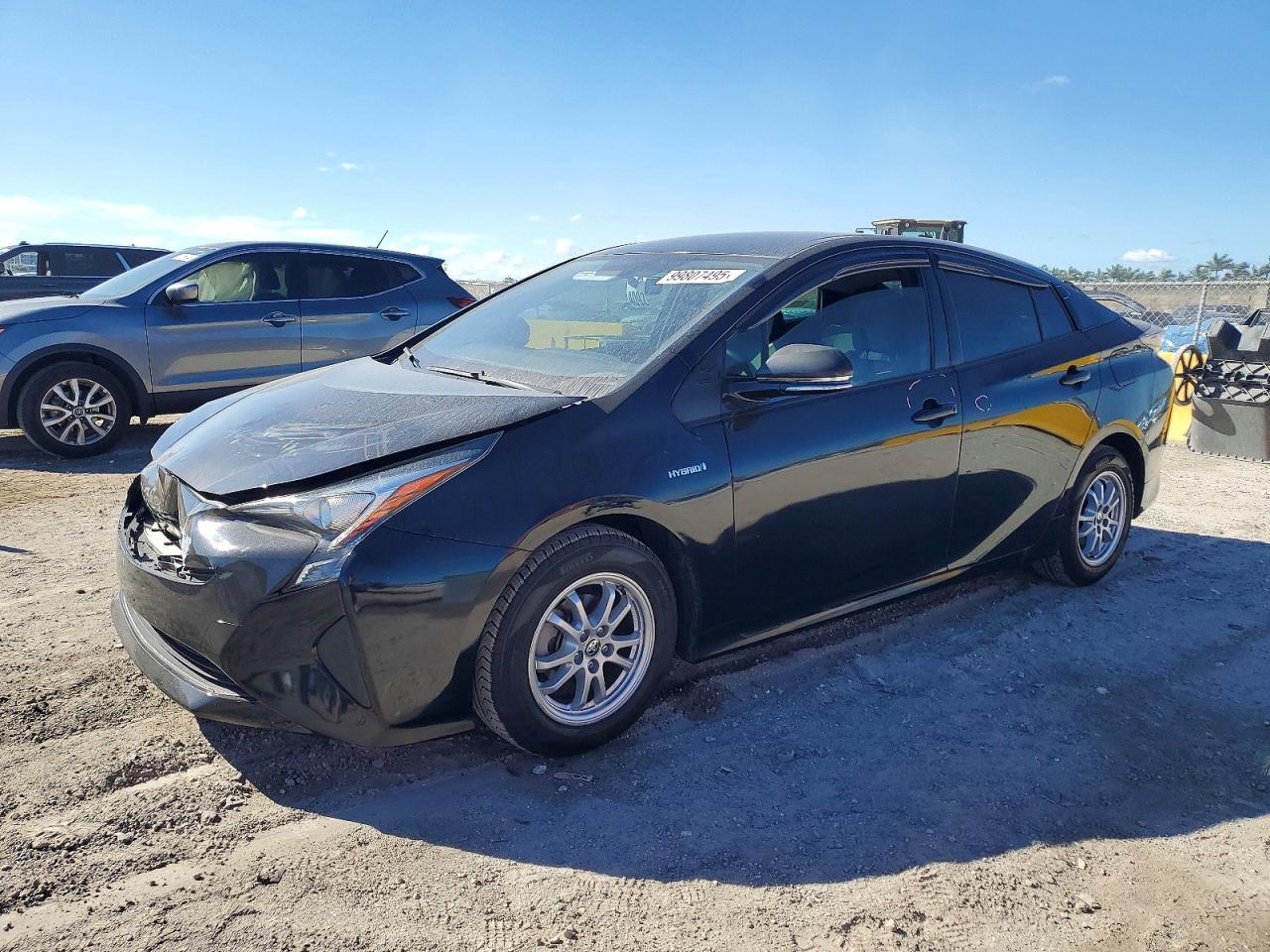 2016 TOYOTA PRIUS