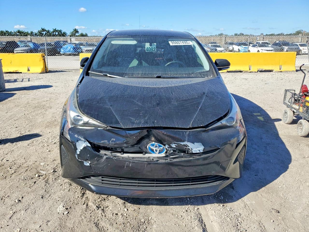 2016 TOYOTA PRIUS photo 5