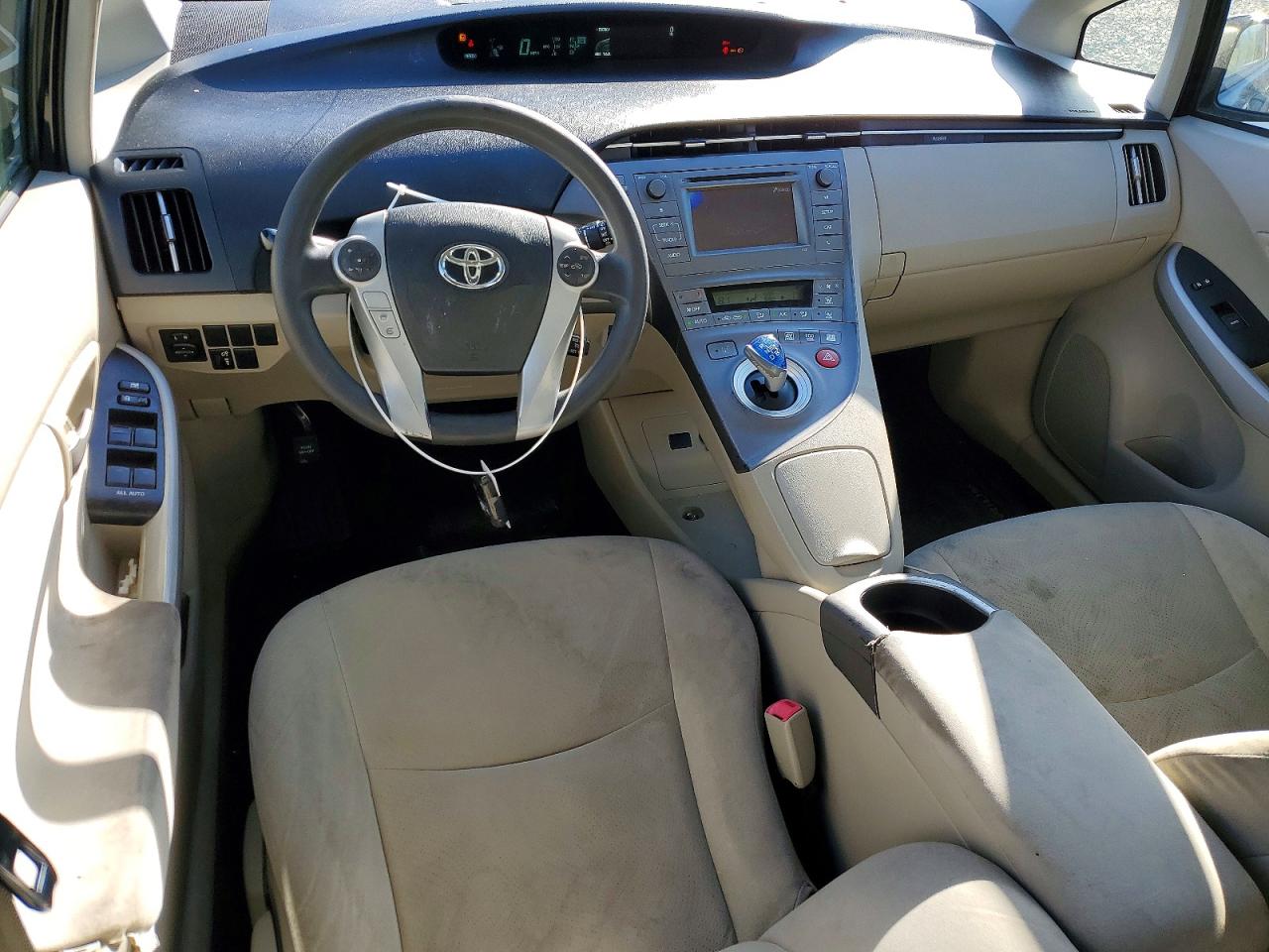 2012 TOYOTA PRIUS TWO photo 8