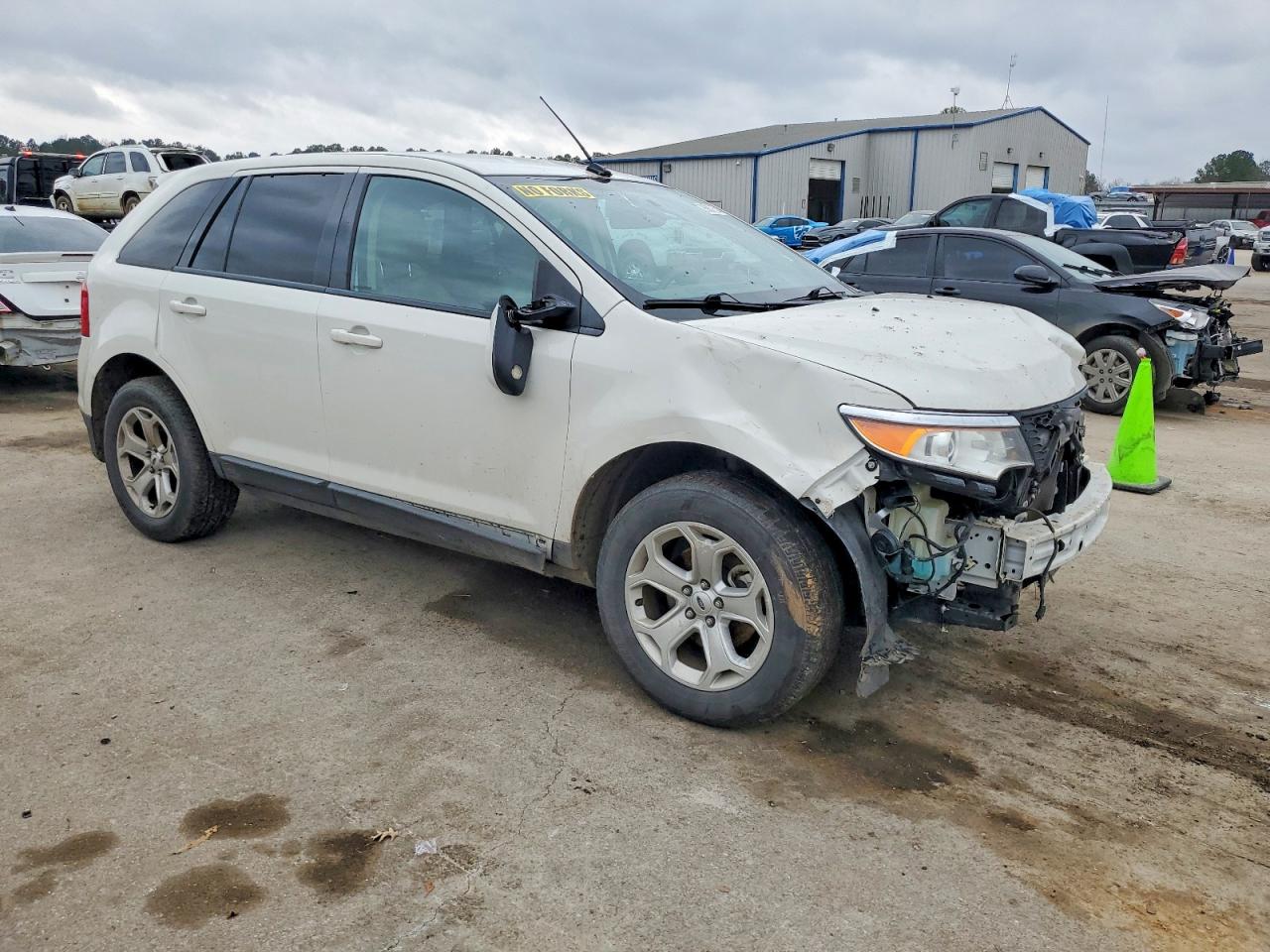 2013 FORD EDGE SEL photo 4