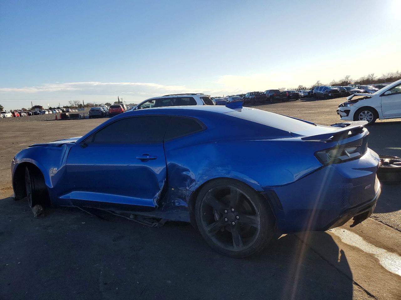2017 CHEVROLET CAMARO SS photo 2