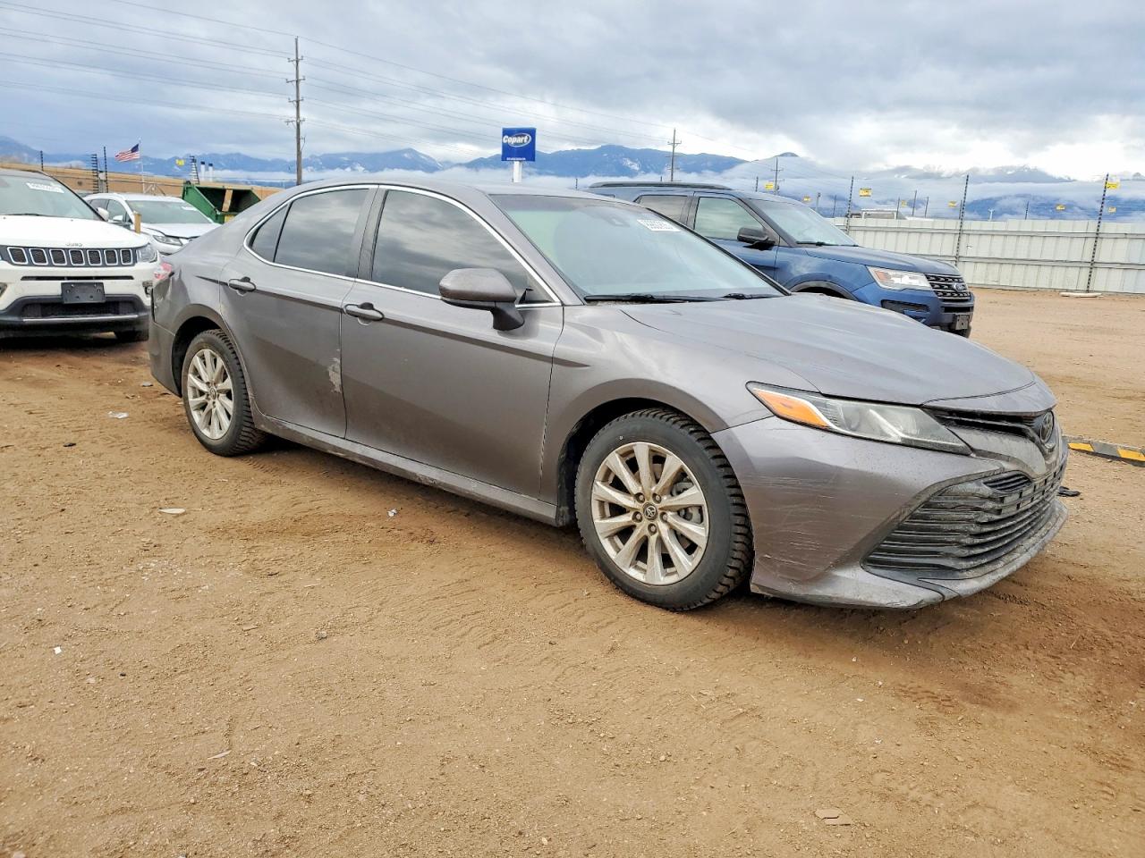 2019 TOYOTA CAMRY L photo 4