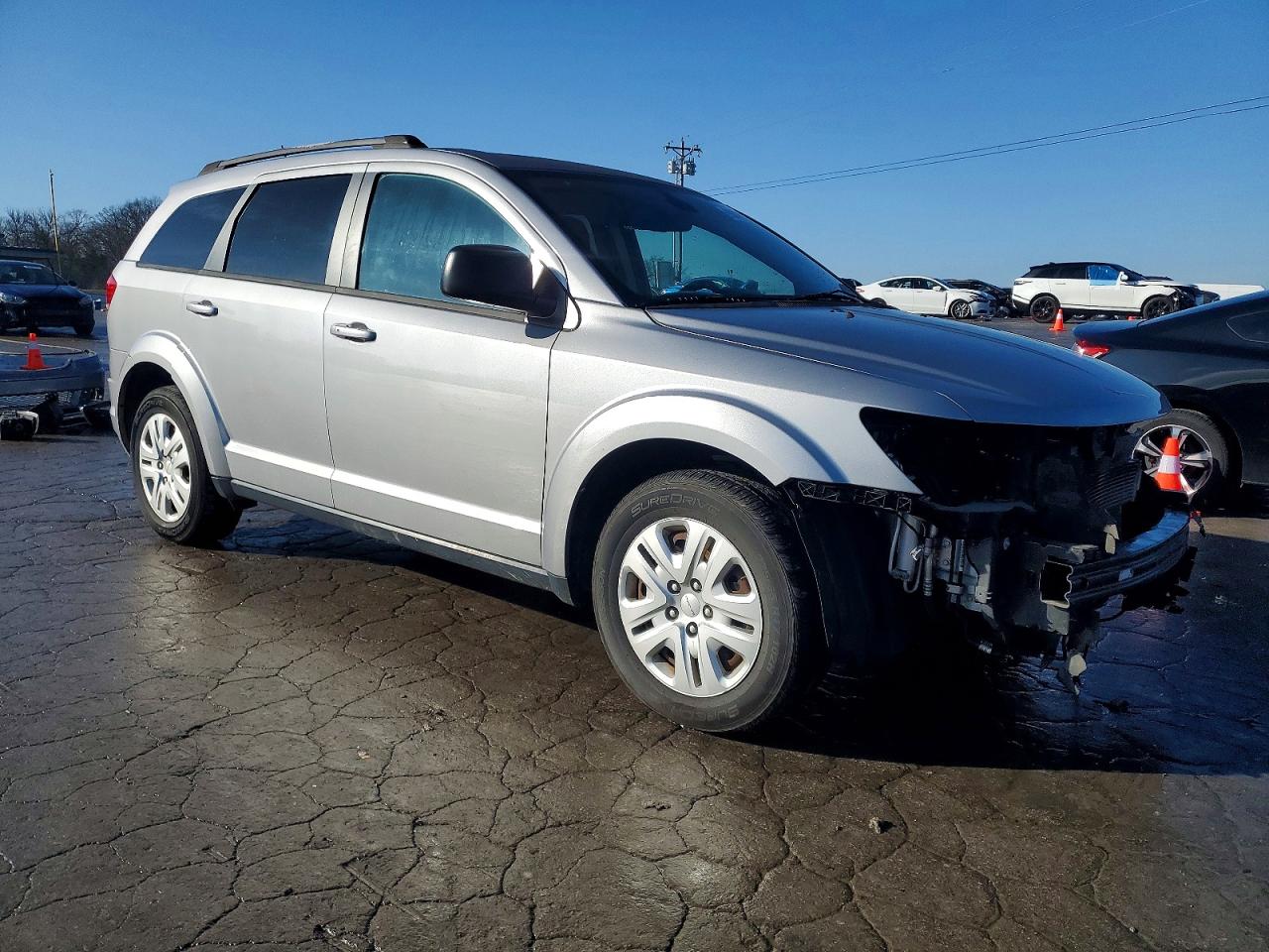 2018 DODGE JOURNEY SE photo 4