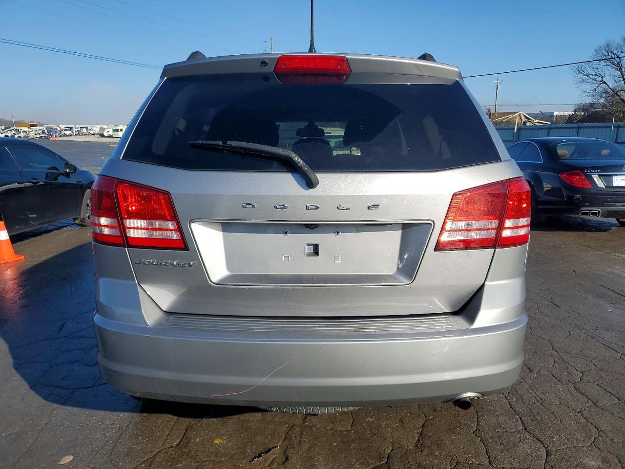 2018 DODGE JOURNEY SE photo 6