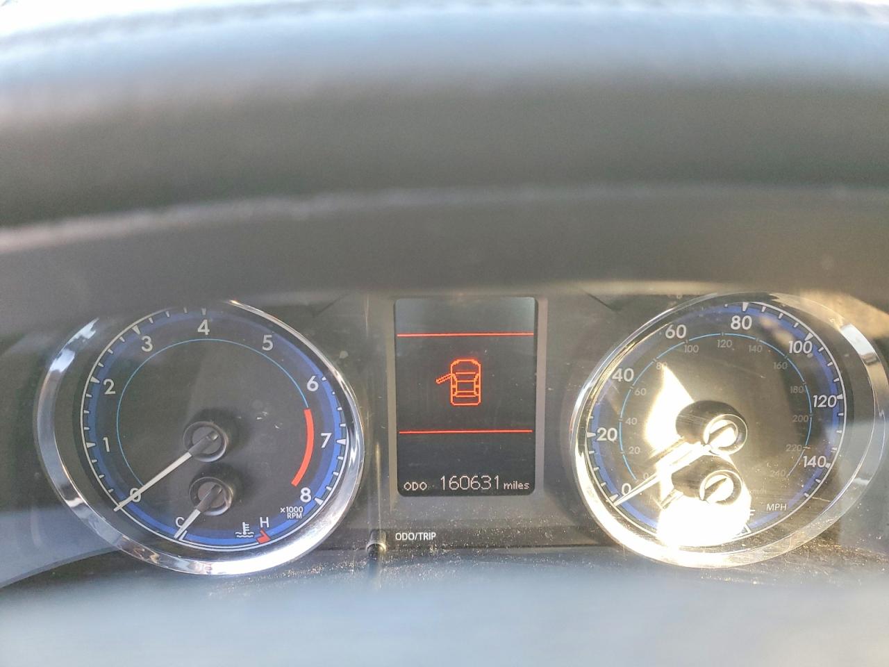 2018 TOYOTA COROLLA LE photo 9