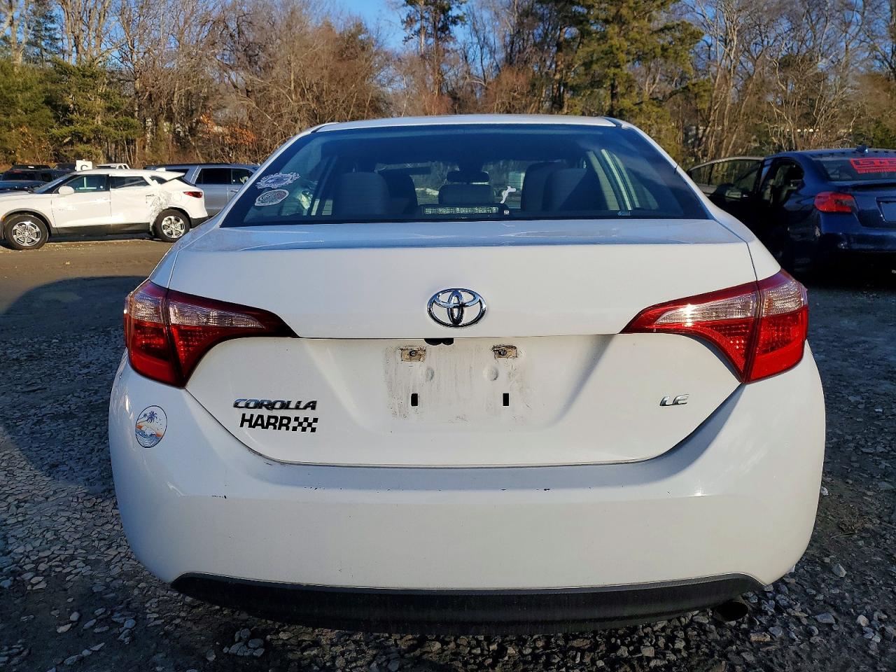 2018 TOYOTA COROLLA LE photo 6