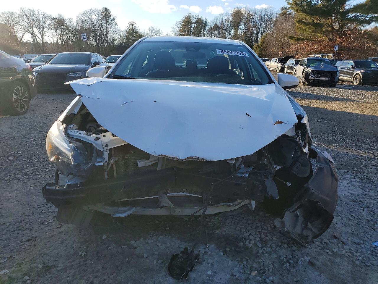 2018 TOYOTA COROLLA LE photo 5