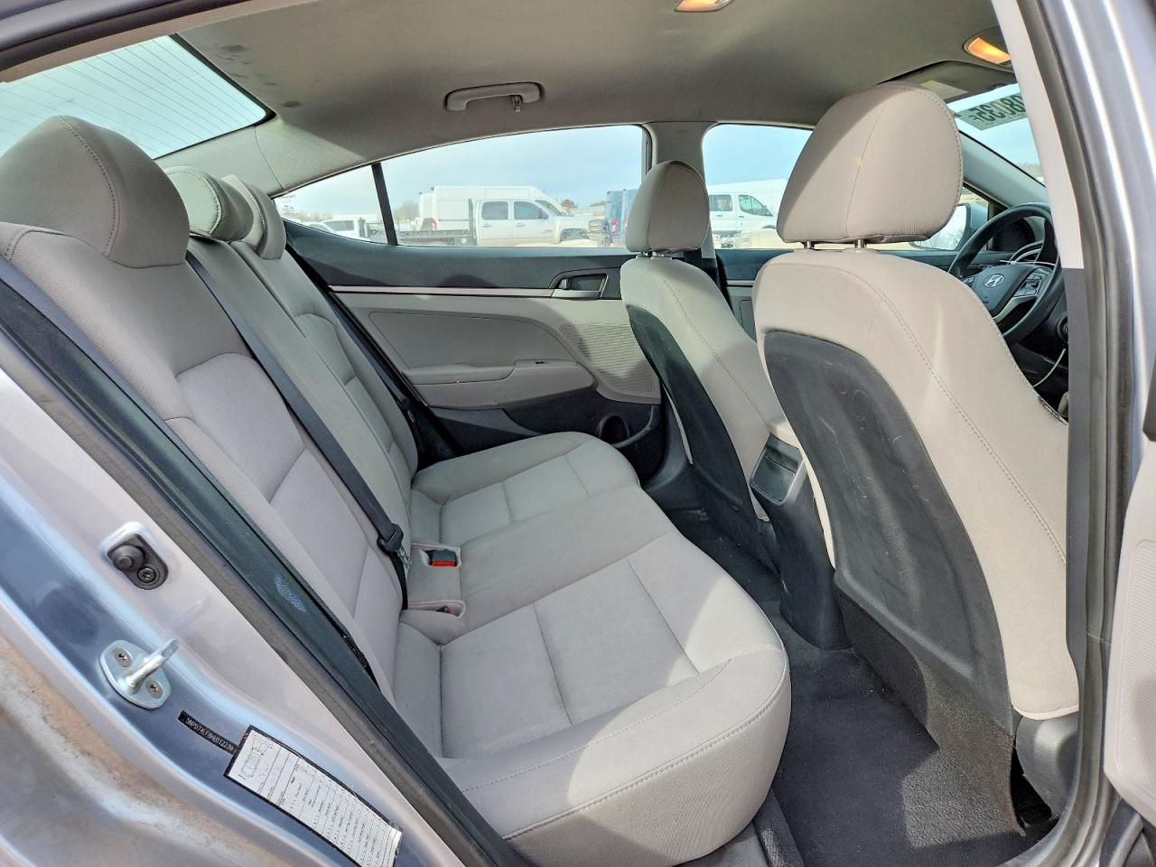 2017 HYUNDAI ELANTRA SE photo 10