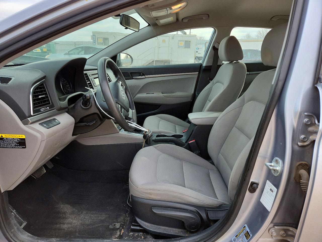 2017 HYUNDAI ELANTRA SE photo 7