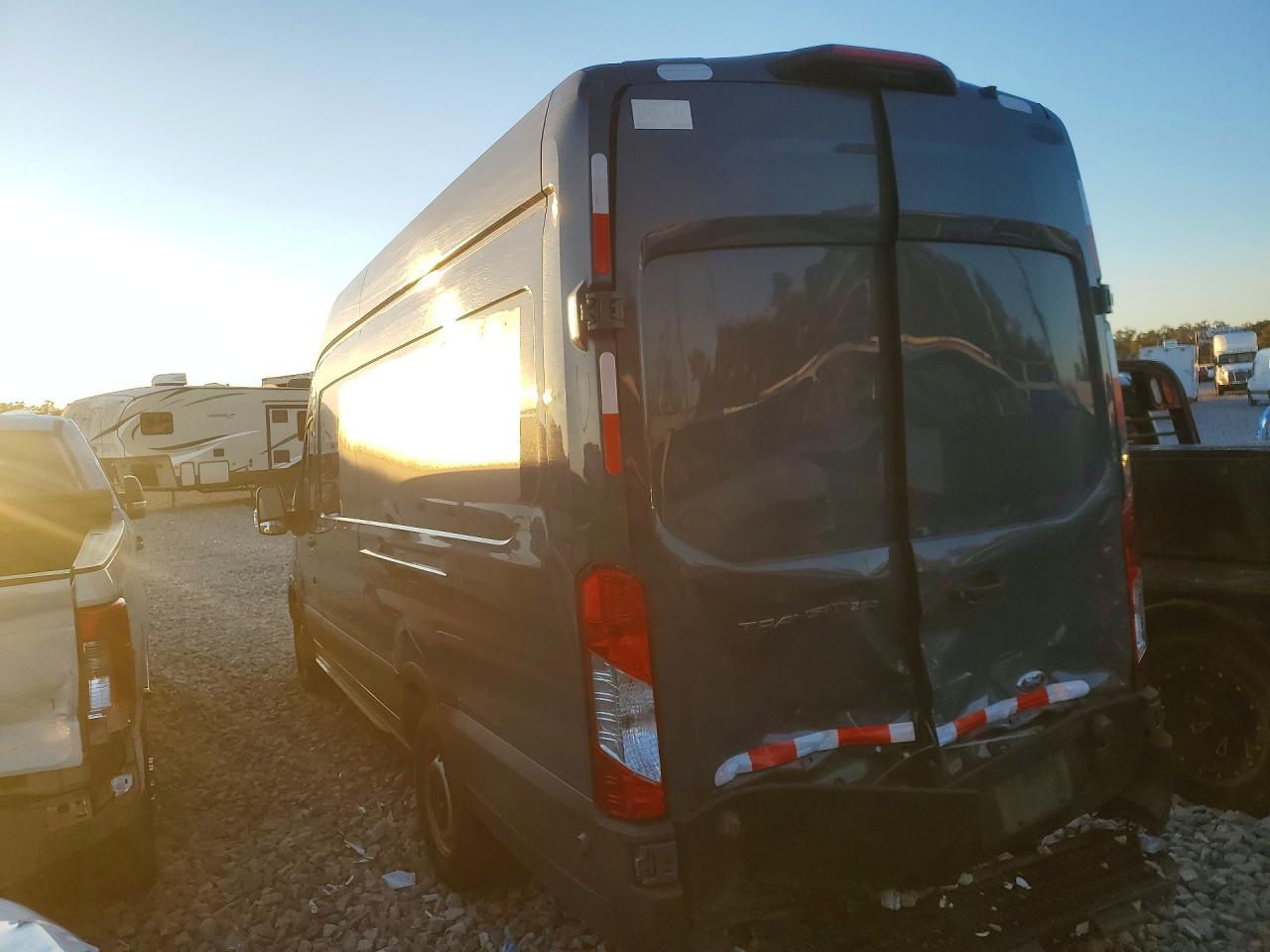 2020 FORD TRANSIT T-250 DELIVERY VAN photo 3