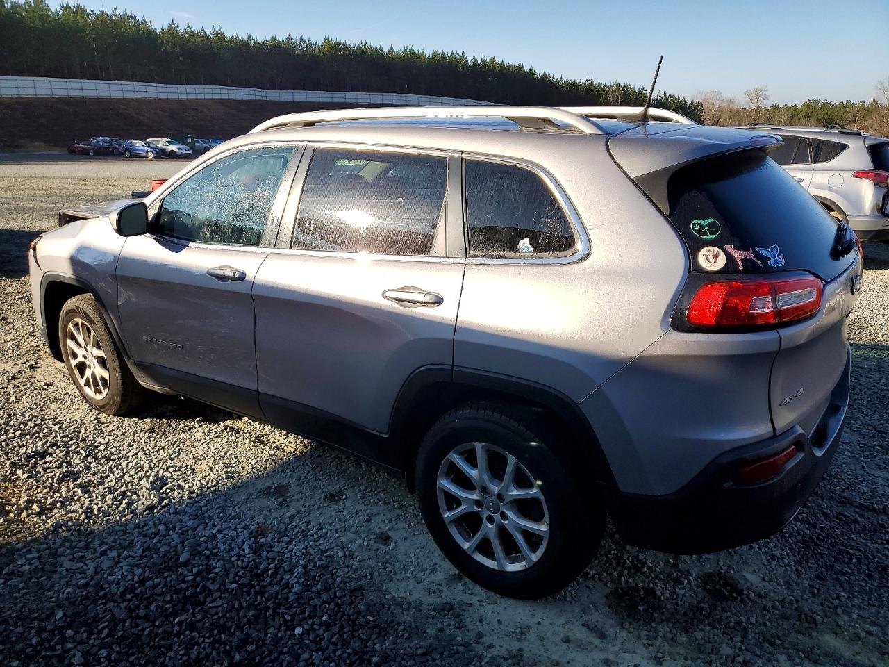 2018 JEEP CHEROKEE LATITUDE photo 2