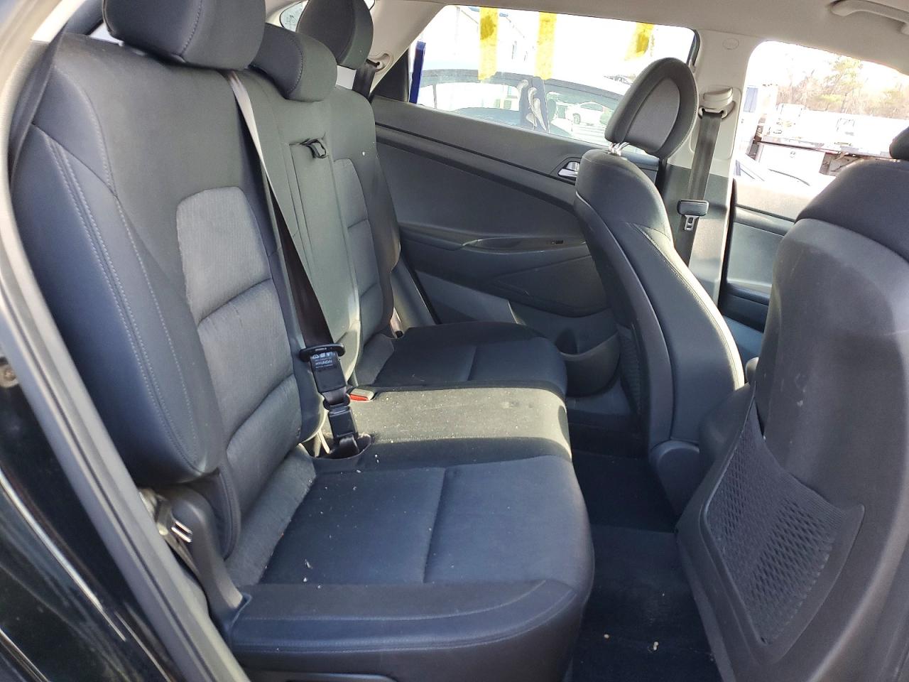 2016 HYUNDAI TUCSON SE photo 11
