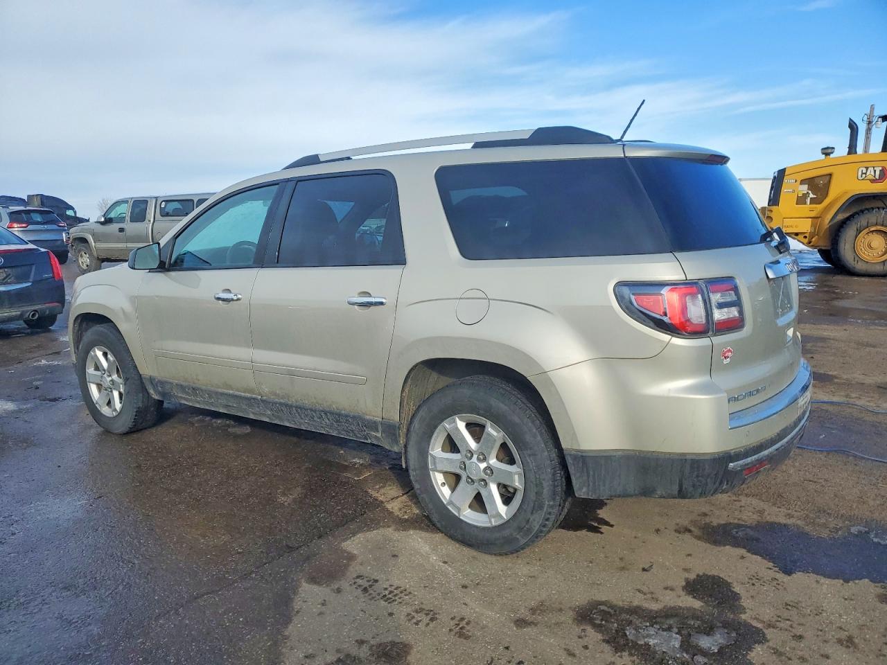 2015 GMC ACADIA SLE photo 2
