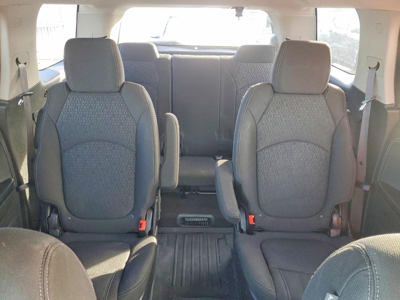 2015 GMC ACADIA SLE photo 10