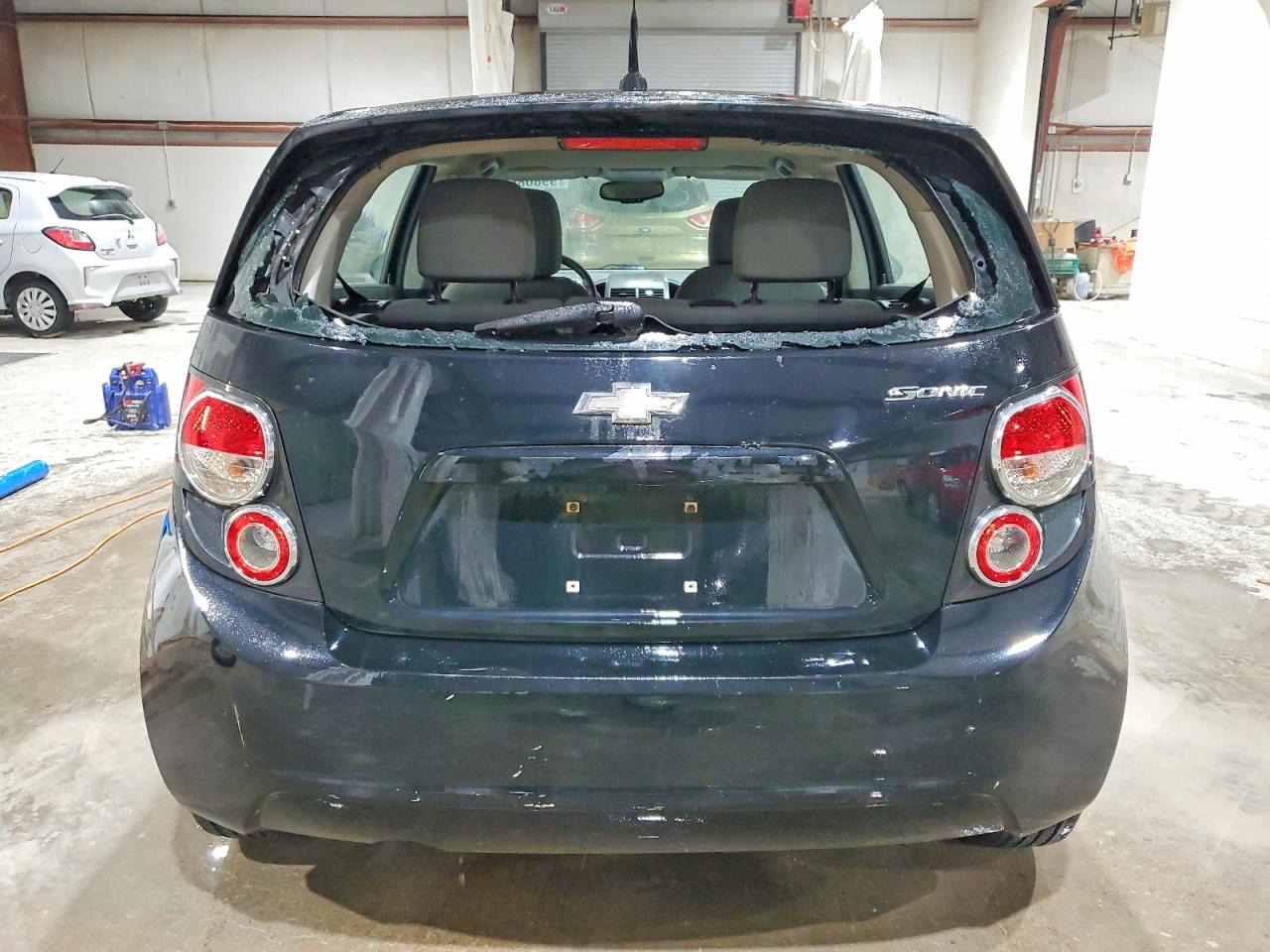 2012 CHEVROLET SONIC LS photo 6
