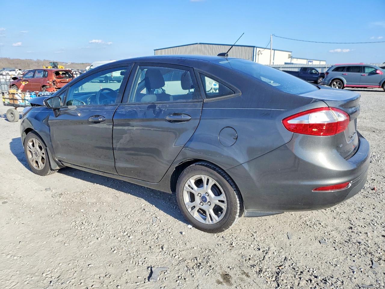 2016 FORD FIESTA SE photo 4
