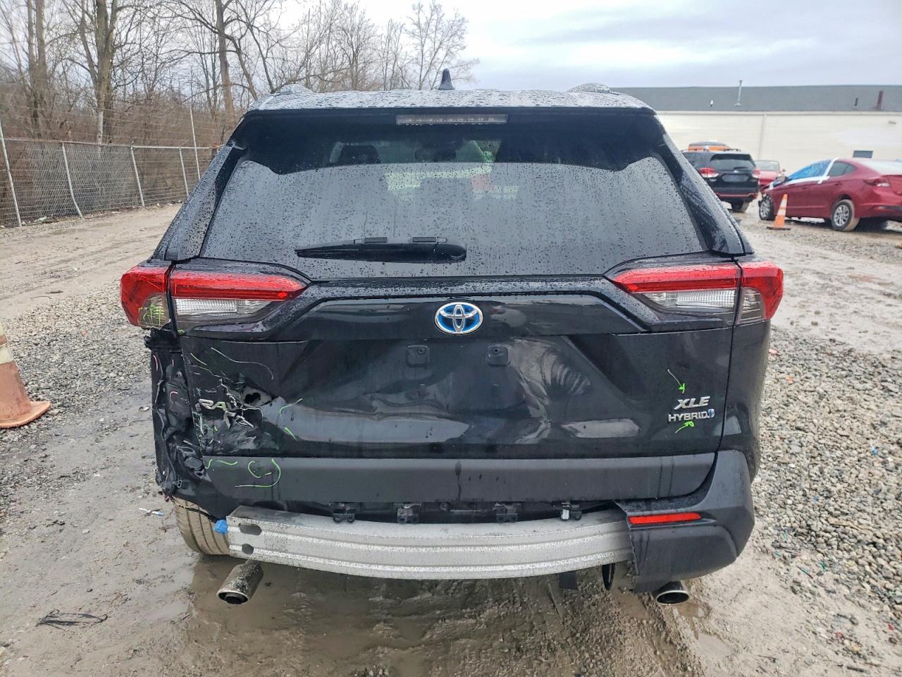2022 TOYOTA RAV4 XLE PREMIUM photo 6