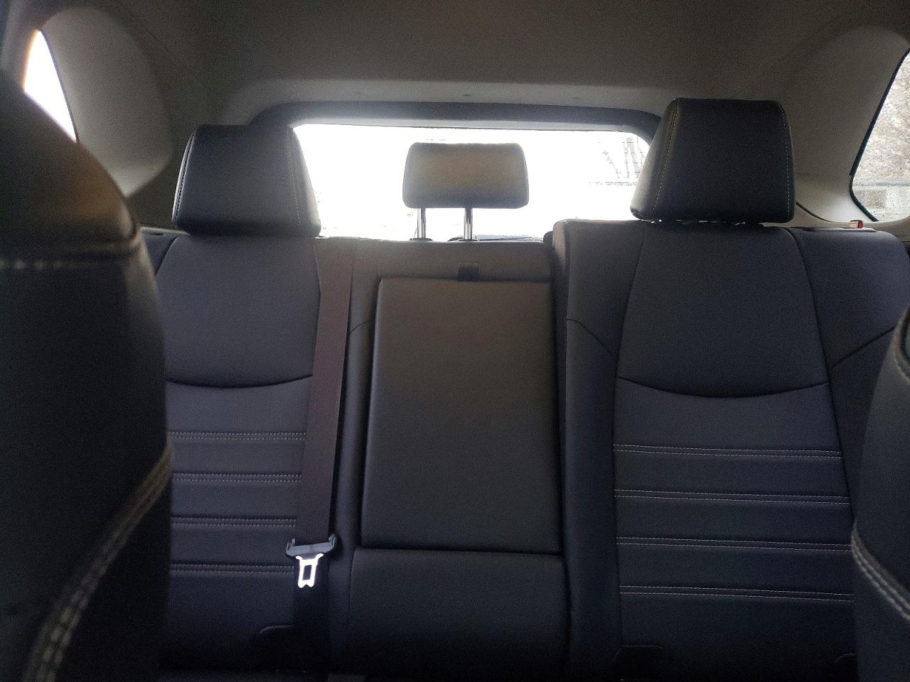 2022 TOYOTA RAV4 XLE PREMIUM photo 10