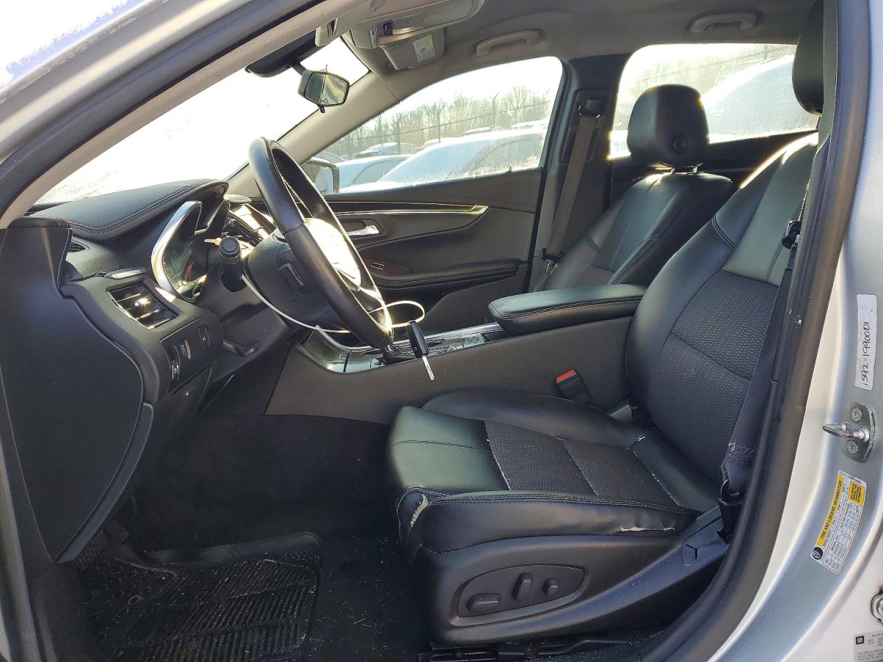 2015 CHEVROLET IMPALA LT photo 7