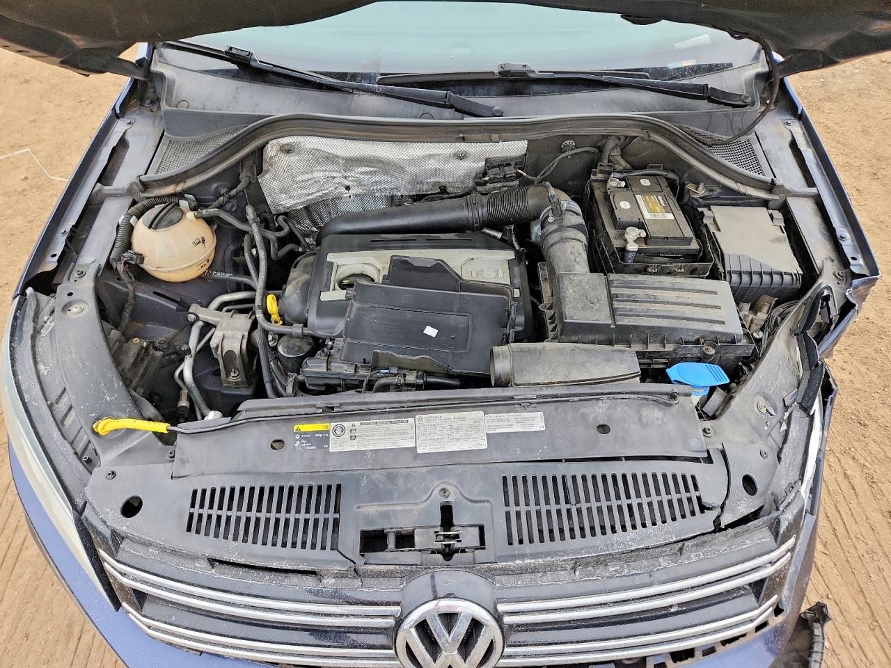 2016 VOLKSWAGEN TIGUAN S photo 12