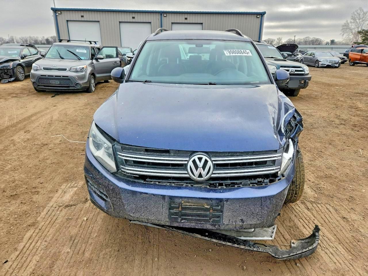 2016 VOLKSWAGEN TIGUAN S photo 5